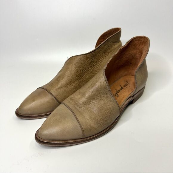 Free People Royale D’Orsay Pointed Toe Leather Flats 36/6 Taupe - Picture 3 of 16